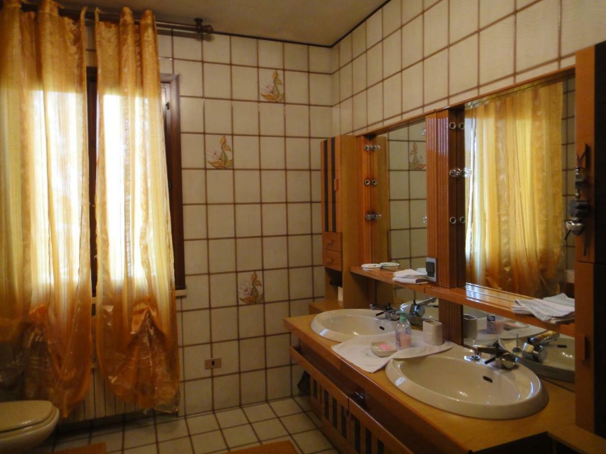 Quo Vadis Qui Vieni Bed & Breakfast Rovigo Exterior photo